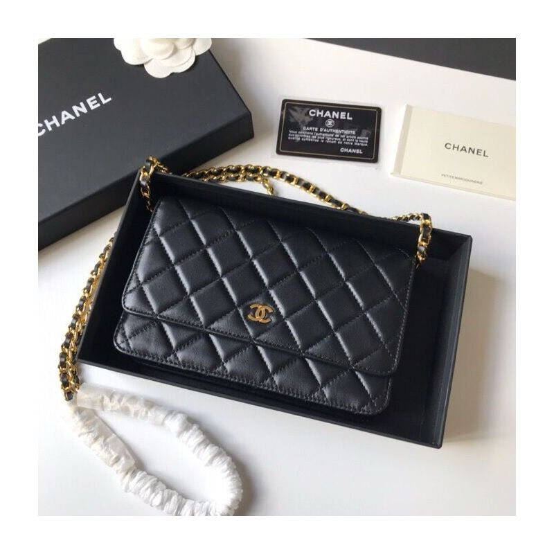 Chanel Classic Wallet on Chain 