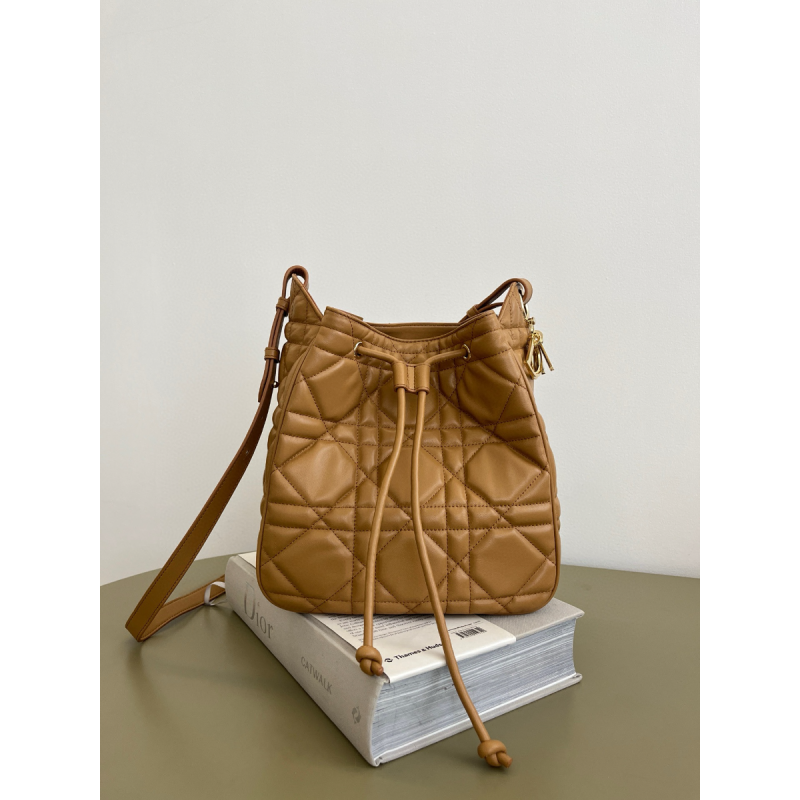 Dior Medium D-Motion Bag-Light gold tone