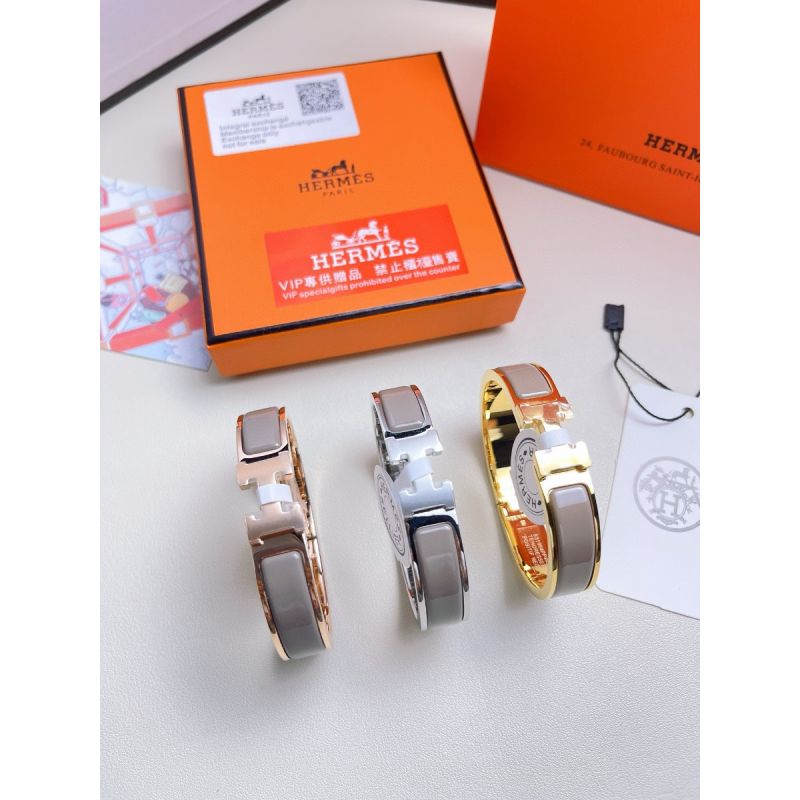 Hermes Clic H Bangle-Etoupe